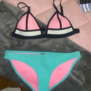 Triangl bikini